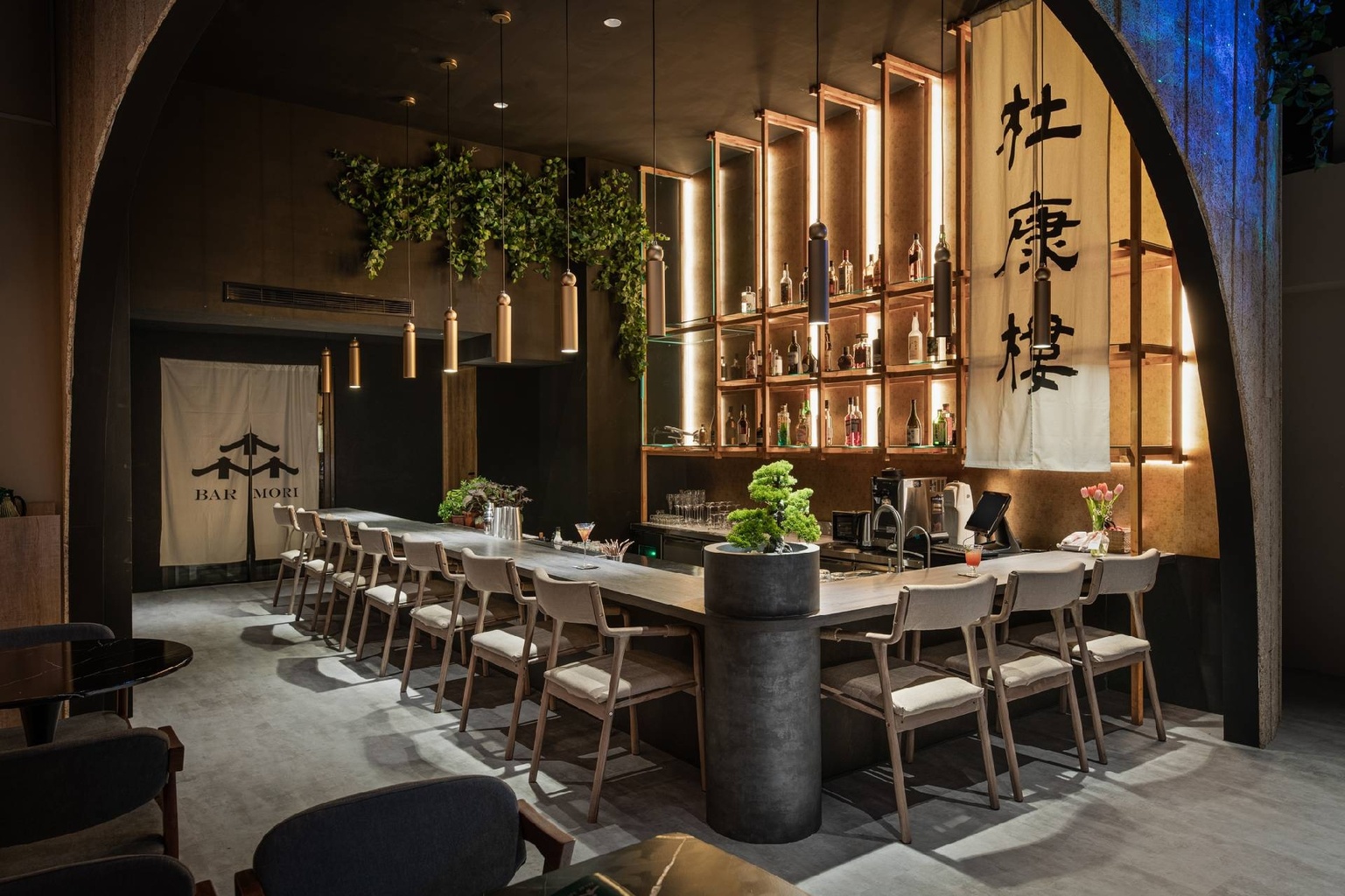 餐酒／酒吧廳店面設計